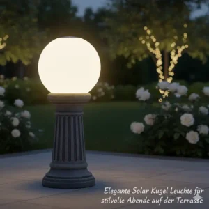 Elegante große Gartendeko solar kugeln auf einem dekorativen Sockel für die Terrasse.