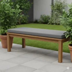 Perfekte Passform: Maßgefertigte Gartendeko Bankauflage Modern auf einer breiten Gartenbank.